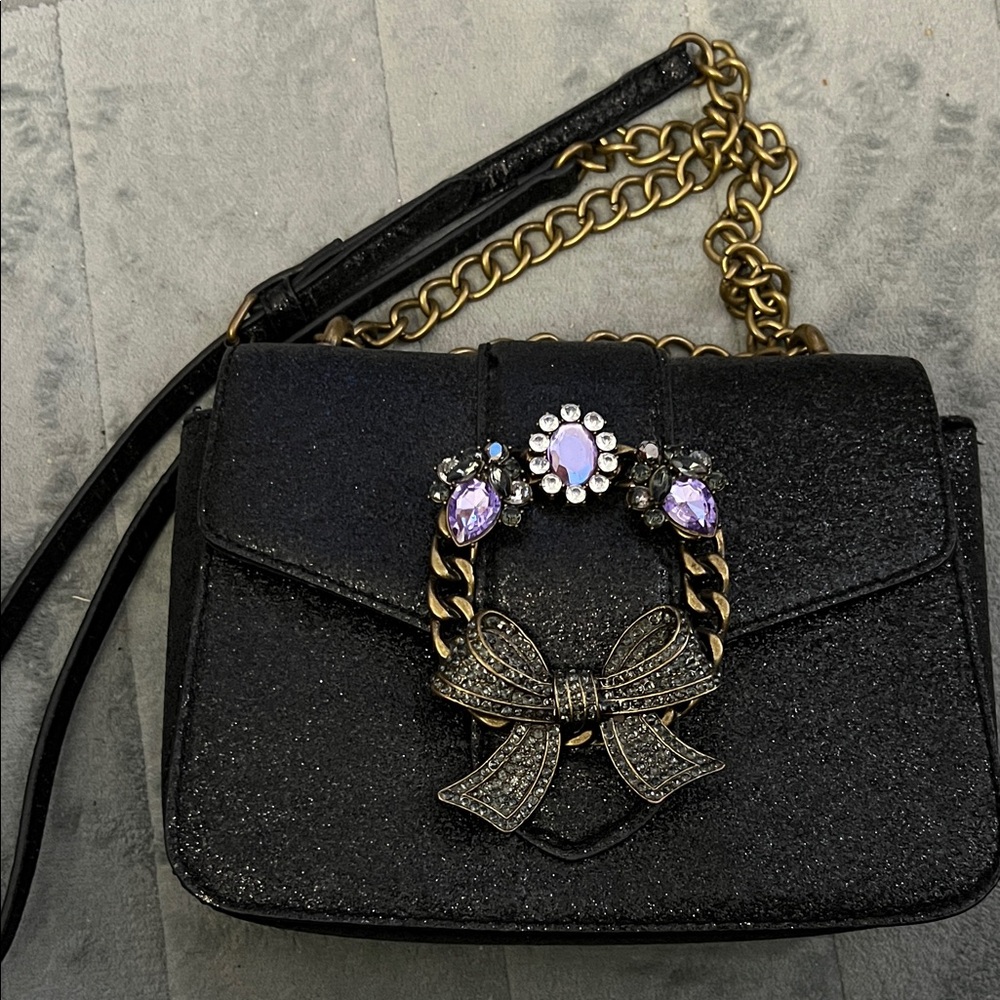 VTG Aldo Black Crossbody Bag with Gold Chain and Purple Accents beautiful!!